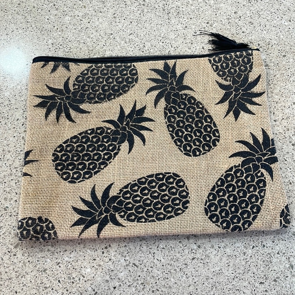 Mudpie Lined Pineapple Print Pouch